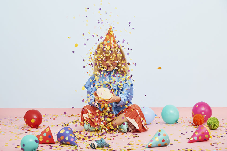 Bunte Partyhüte Dots XL 16cm 6Stk