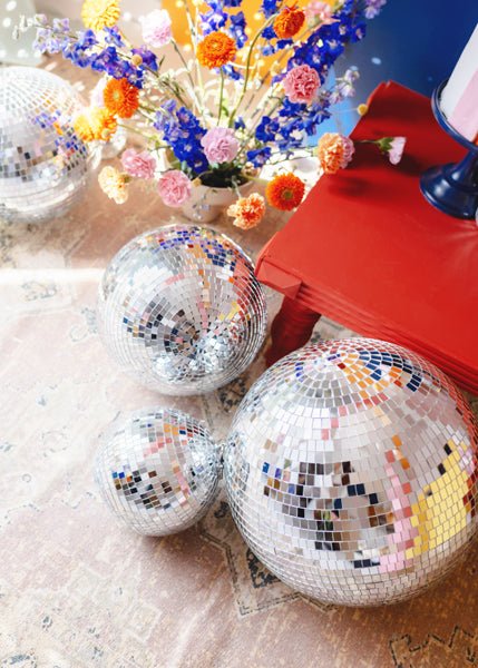 Zilveren Discobal 40cm van Partydeco koop je bij Partywinkel