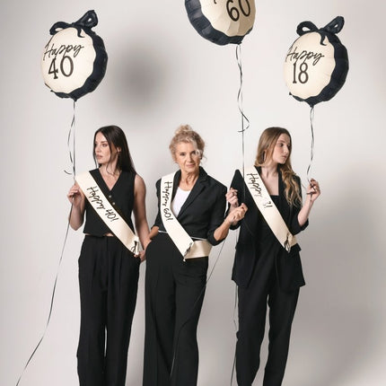 18 Jaar Helium Ballon Zwart Wit 53cm van Partydeco koop je bij Partywinkel