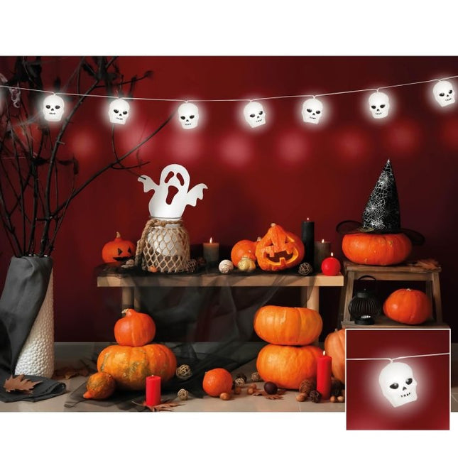 Halloween Lichtgirlande Totenköpfe 1,8m