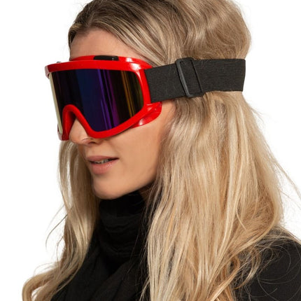 Rot-schwarze Skibrille