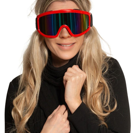 Rot-schwarze Skibrille