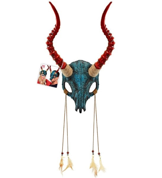 Maske „Schamane mit Stierschädel, Hörnern und Federn“