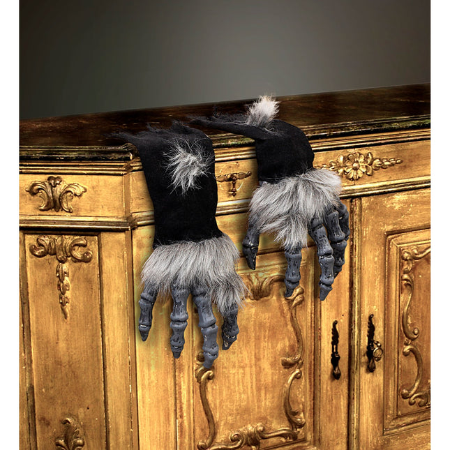 Halloween Fake Hand Monster mit Mantel