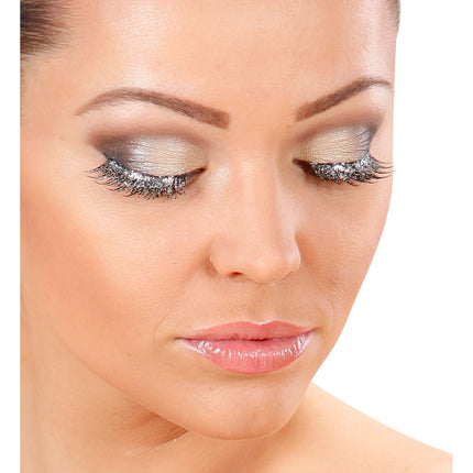 Falsche Wimpern in Silber