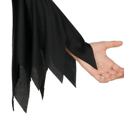 Dunkles Kleid Kind