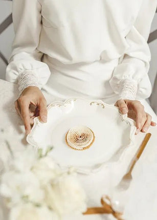 Decoratieve papieren borden met ornament, wit, 26 cm van Partydeco koop je bij Partywinkel