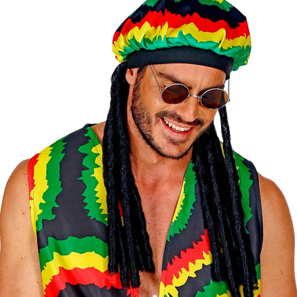 Rastahut mit Dreadlocks gefärbt