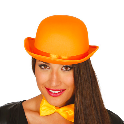 Orangefarbener Bowlerhut