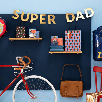 Grußkarte Super Dad mit Emaille Pin 15,5cm
