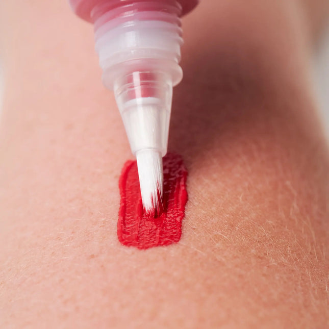 <tc>Moon Creations</tc> Gesichtsfarbe mit Applikator Hellrosa 15ml