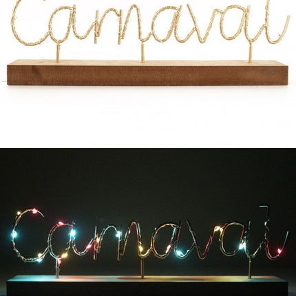 Regal mit Text Karneval beleuchtet