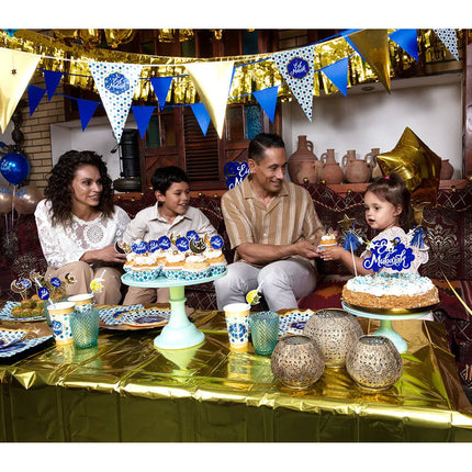 Gouden Tafelkleed 1,8m van Boland koop je bij Partywinkel