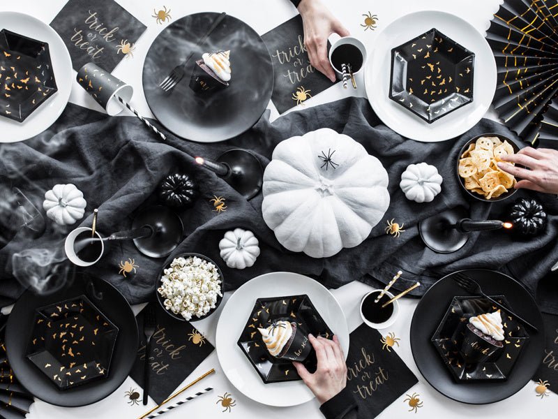 Halloween Borden 20cm 6st van Partydeco koop je bij Partywinkel