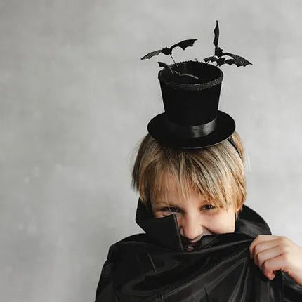 Hoed Haarband Zwart Met Vleermuizen van Partydeco koop je bij Partywinkel