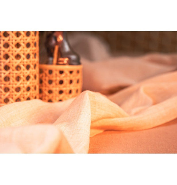 Ivoorkleurige Tafelloper Chiffon 3m van CHAKS koop je bij Partywinkel