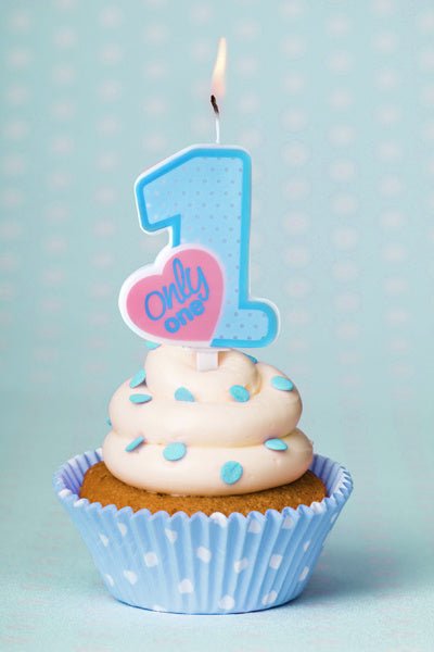 Kaars 1 Jaar Lichtblauw 8cm van Partydeco koop je bij Partywinkel