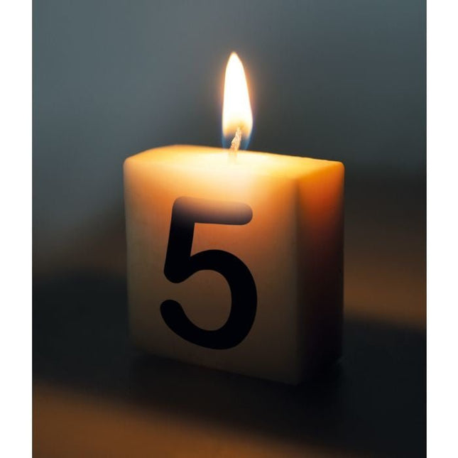 Letter Kaarsje 5 4cm van Paper Dreams koop je bij Partywinkel