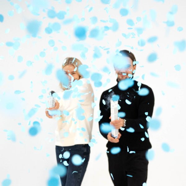 Lichtblauwe Confetti Kanon 40cm van Riethmueller koop je bij Partywinkel