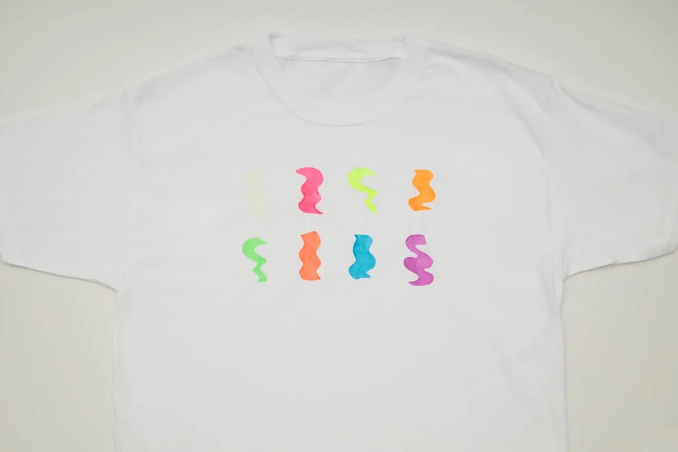 Moon Glow Glow in the Dark Fabric Paint Green 30ml van Moon Creations koop je bij Partywinkel