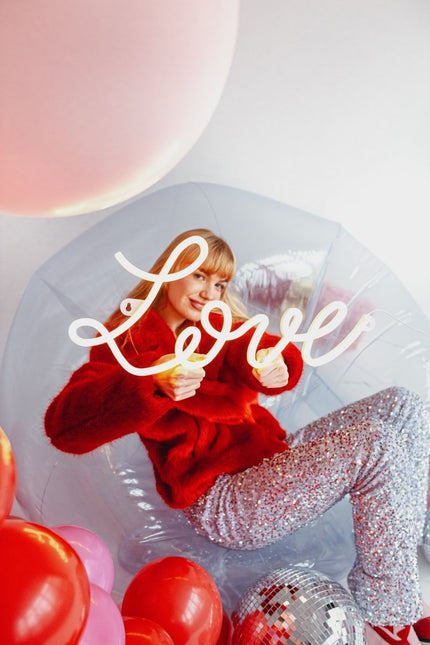 Neon LED - Love, white, 61x27,4 cm - Partywinkel - 5900779132474