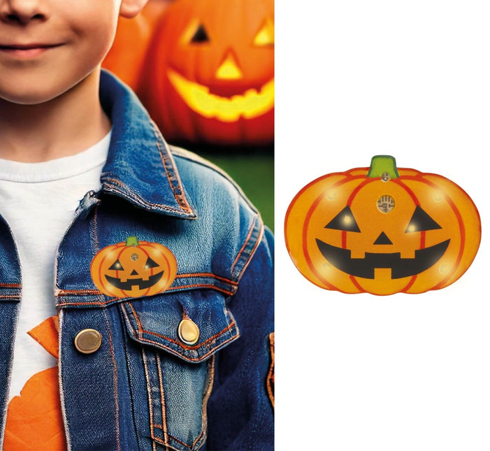 Pompoen Broche 3cm van Fiestas Guirca koop je bij Partywinkel