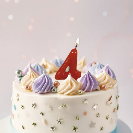 Rode Kaars 4 Jaar 5,5cm van Fiestas Guirca koop je bij Partywinkel