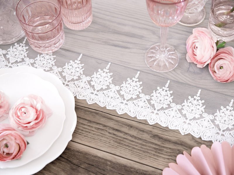 Tafelloper Kant Wit 45cm 9m van Partydeco koop je bij Partywinkel