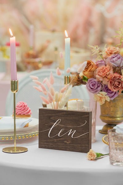 Tafelnummer Ten 18cm van Partydeco koop je bij Partywinkel