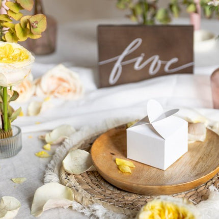 Witte Geschenkdoosjes 6cm 10st - Partywinkel - 5904555045934