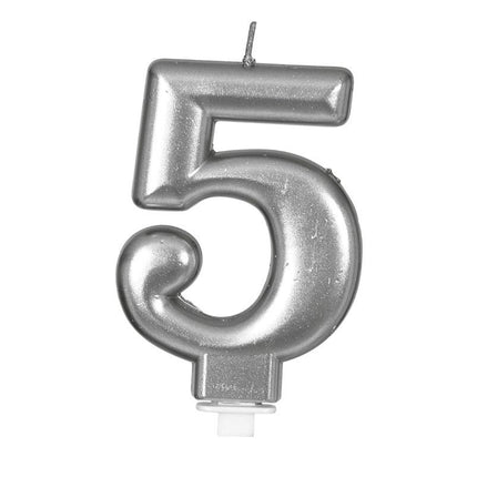 Zilveren Kaars 5 Jaar Metallic 8cm van Fiestas Guirca koop je bij Partywinkel